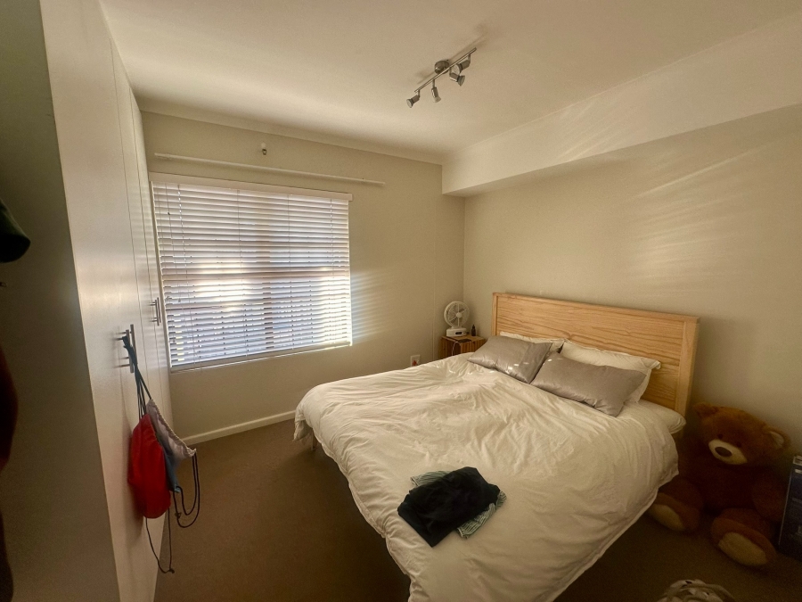 To Let 1 Bedroom Property for Rent in Rondebosch Western Cape